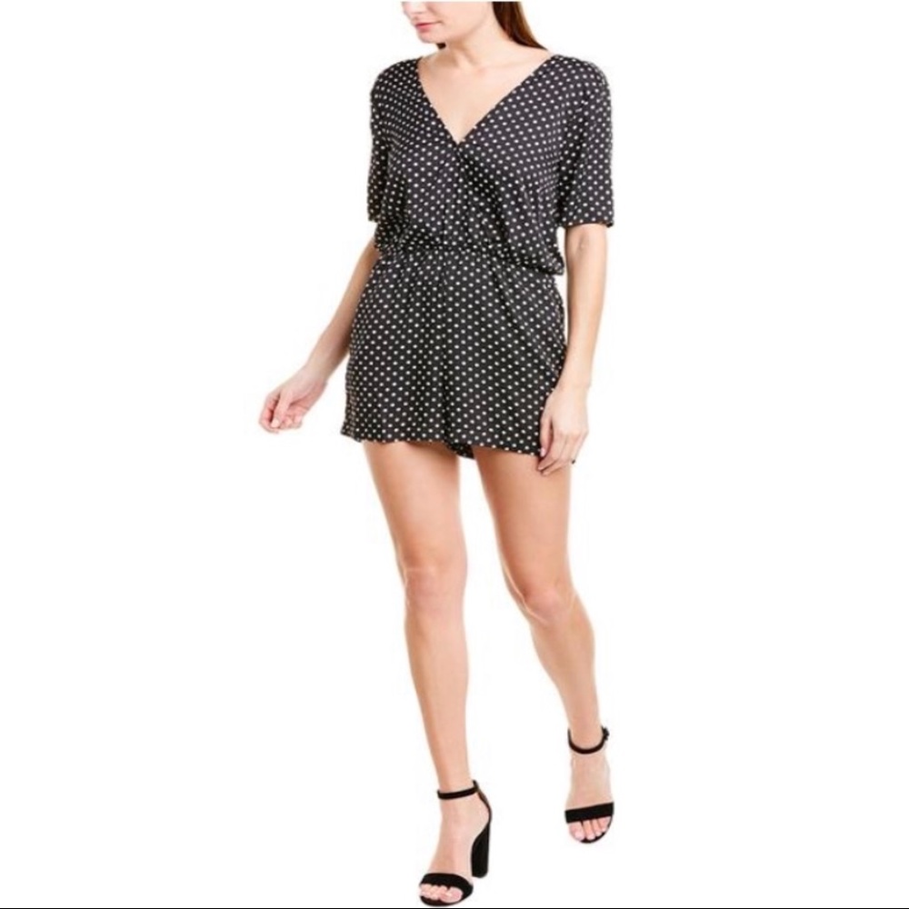 ❌sold ❌BCBGMAXAZRIA SHORT Romper SIZE XS